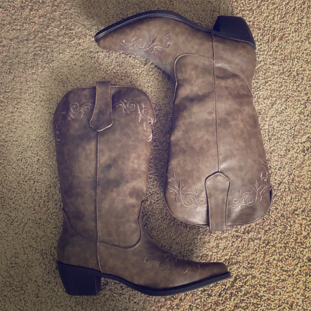 Roper Cowboy Boots